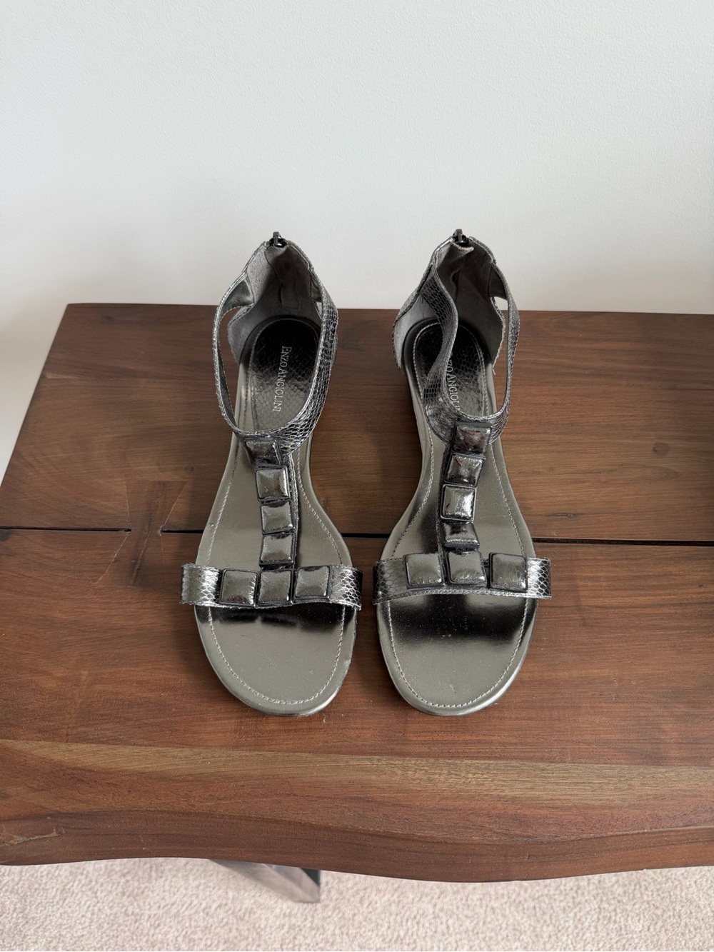 Metallic T-Strap Women's Sandals